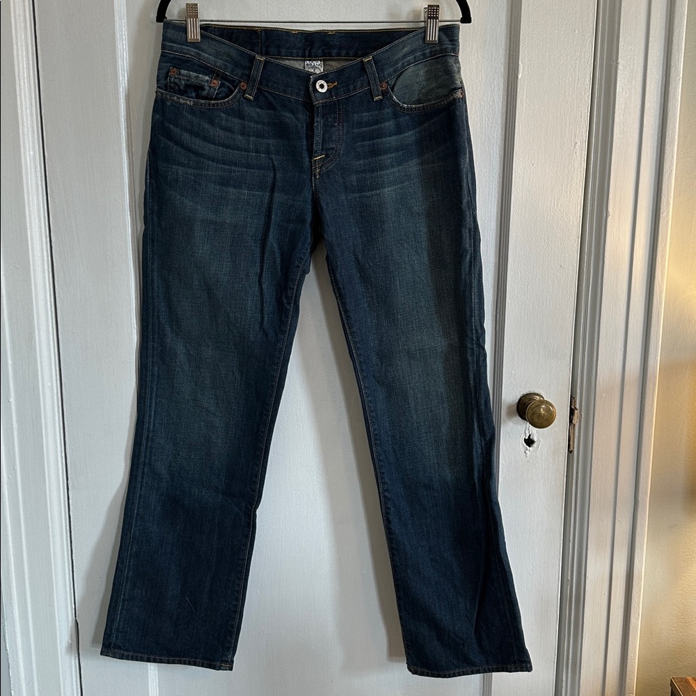 Lucky brand Women's Mid Rise Sweet Straight Jeans size 8